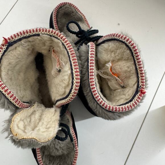 Vintage Yodeler  Mukluk Faux Fur Sherpa Boots sz 7 Made In USA 1970 - Picture 8 of 8